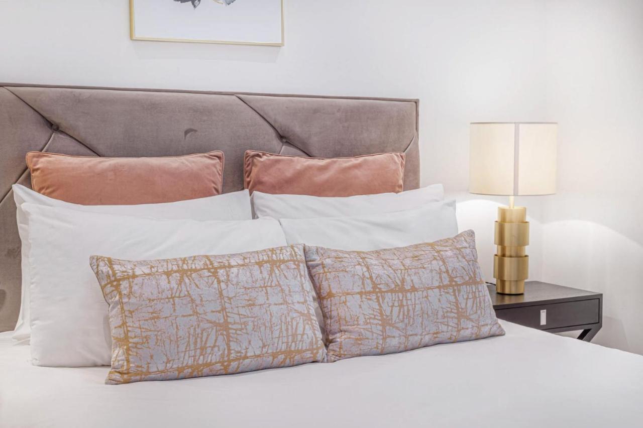 Royal Kensington In Cromwell Road Apartment ลอนดอน ภายนอก รูปภาพ